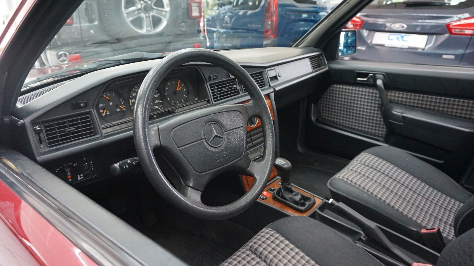 Fahrzeugabbildung Mercedes-Benz 190  Steuerkette in 2025 neu TÜV neu