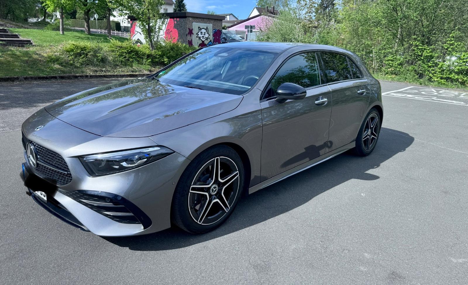Mercedes-Benz A 250 4MATIC /AMG / MultiBeam/ Garantie 