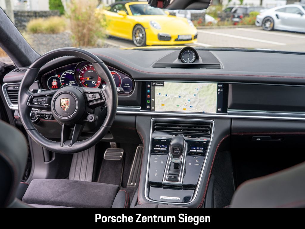 Porsche Panamera GTS