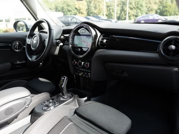MINI Cooper SE - 9