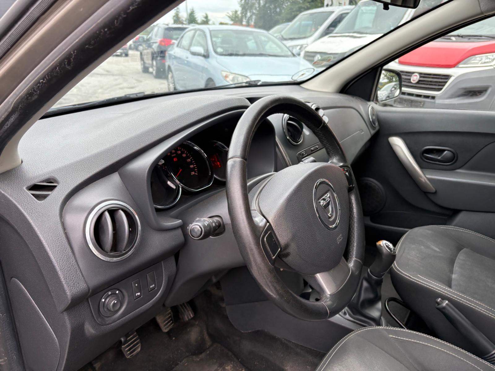 Dacia Logan 2015 — photo 7