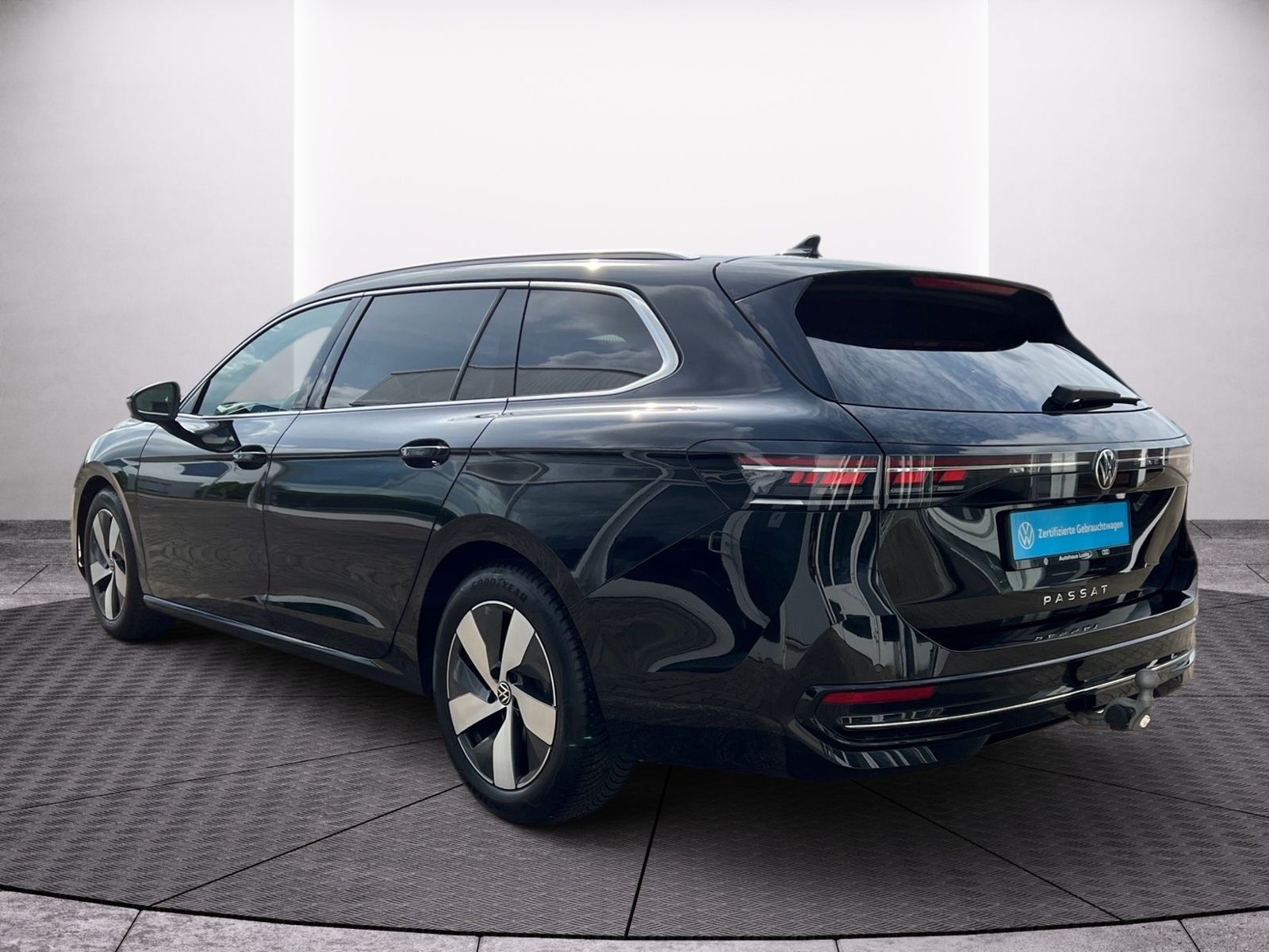 Volkswagen Passat Variant 2.0 TDI Elegance AHV Matrix el H foto 5