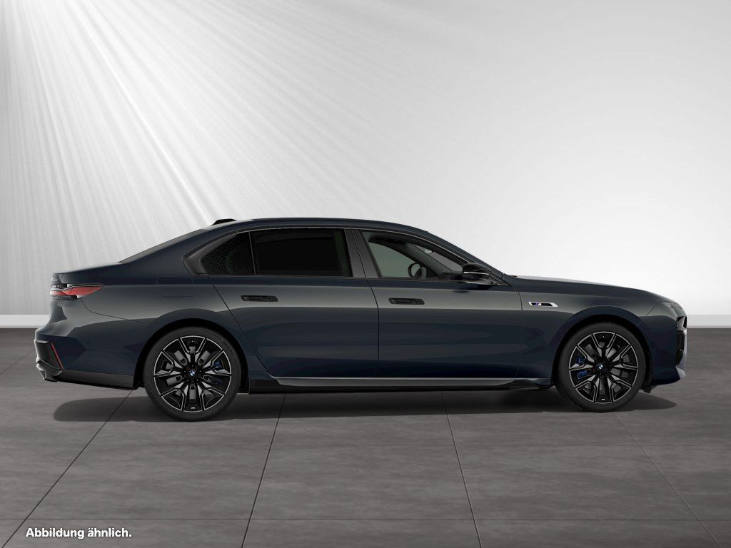 BMW M760 - Bild 11