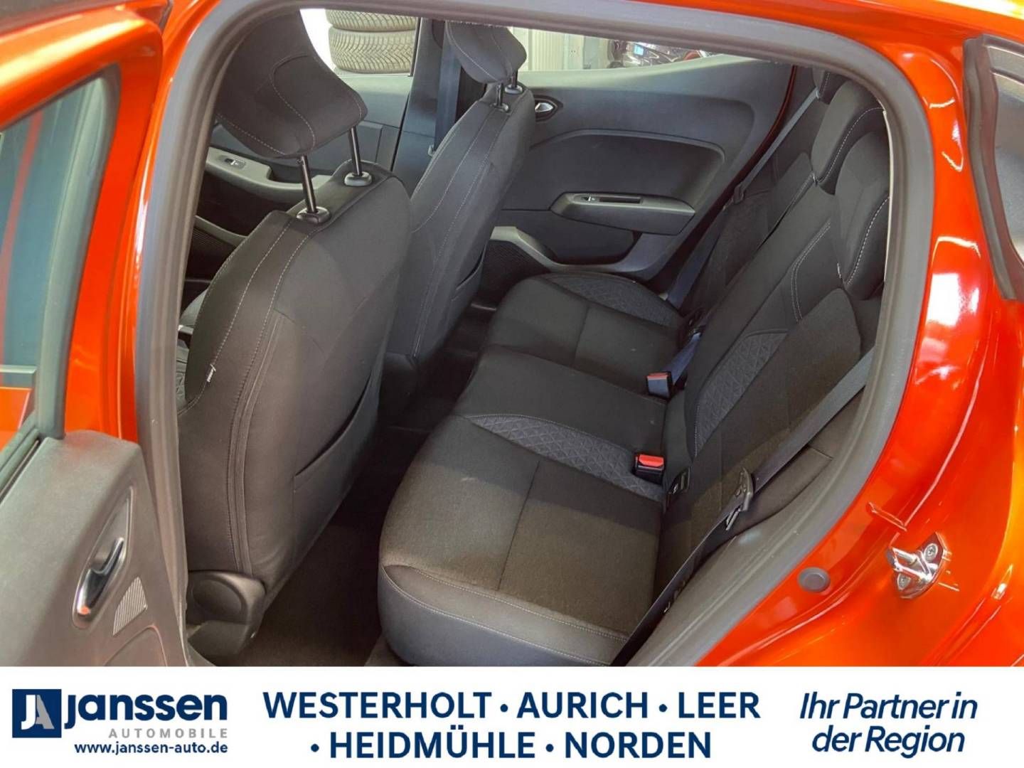 Fahrzeugabbildung Renault CLIO ZEN TCe 90