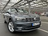 Volkswagen VW Tiguan Allspace 240PS Allrad MwSt ausw.