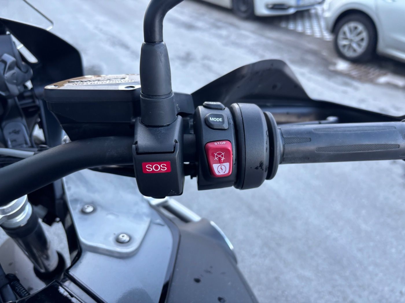 Fahrzeugabbildung BMW R 1250 GS Adventure Triple Black Aluminium Koffe