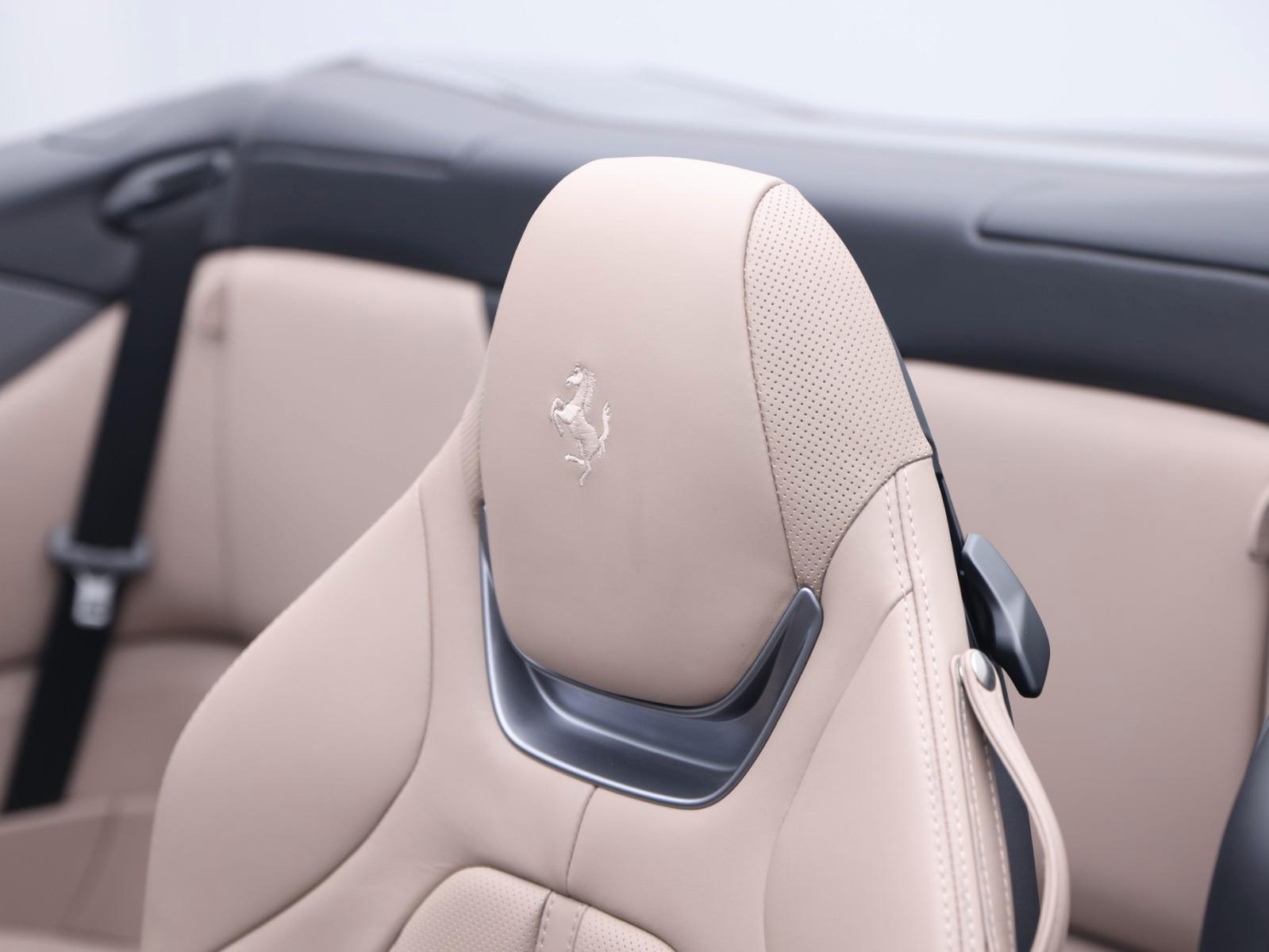Ferrari Portofino   ***Ferrari Frankfurt***