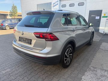 Volkswagen Tiguan - 8