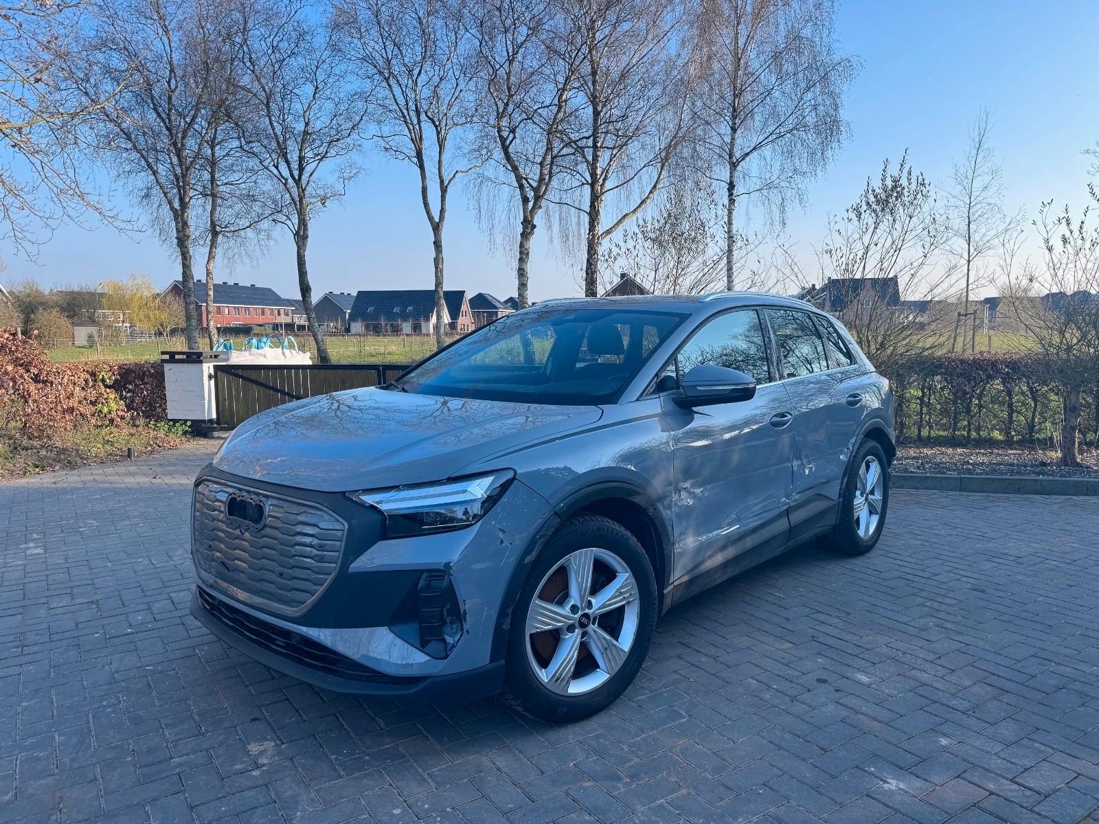 Audi Q4 e-tron 45 e-tron S-Line Camera HUD FAHRBEREIT