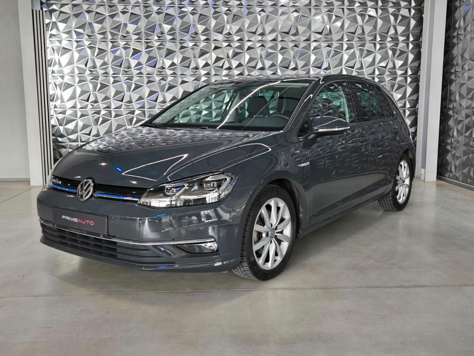 Volkswagen Golf VII Highline BlueMotion*LED*SIHZ*PDC*BT