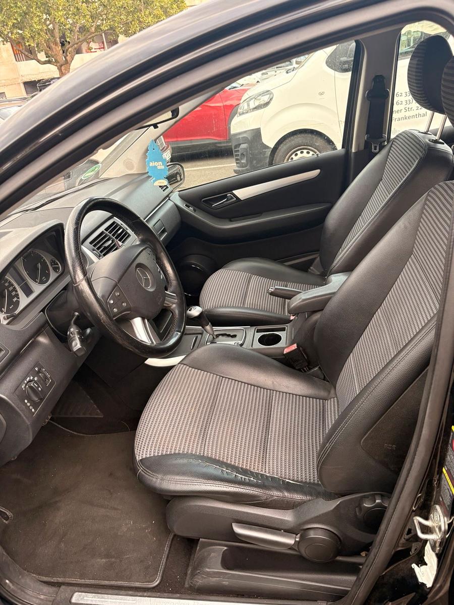 Mercedes-Benz B180 2005 — photo 10
