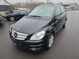Mercedes-Benz B200,Automatik HU+AU bis 01.2028 - Mercedes-Benz B 200 Gebrauchtwagen in Köln