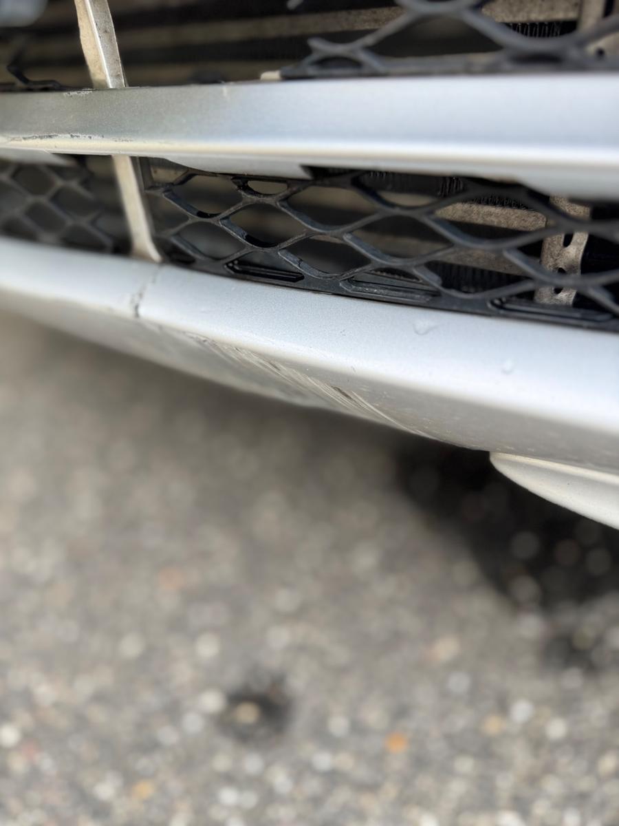 Mercedes-Benz E200 2005 — photo 12