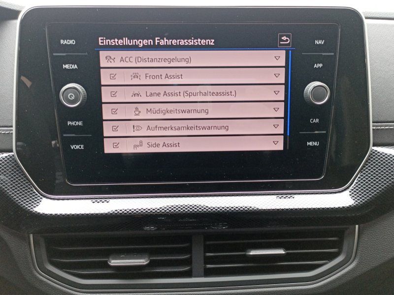 Fahrzeugabbildung Volkswagen T-Cross 1.0 TSI R-Line DSG