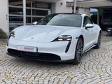 Porsche Taycan - weiße Porsche Taycan