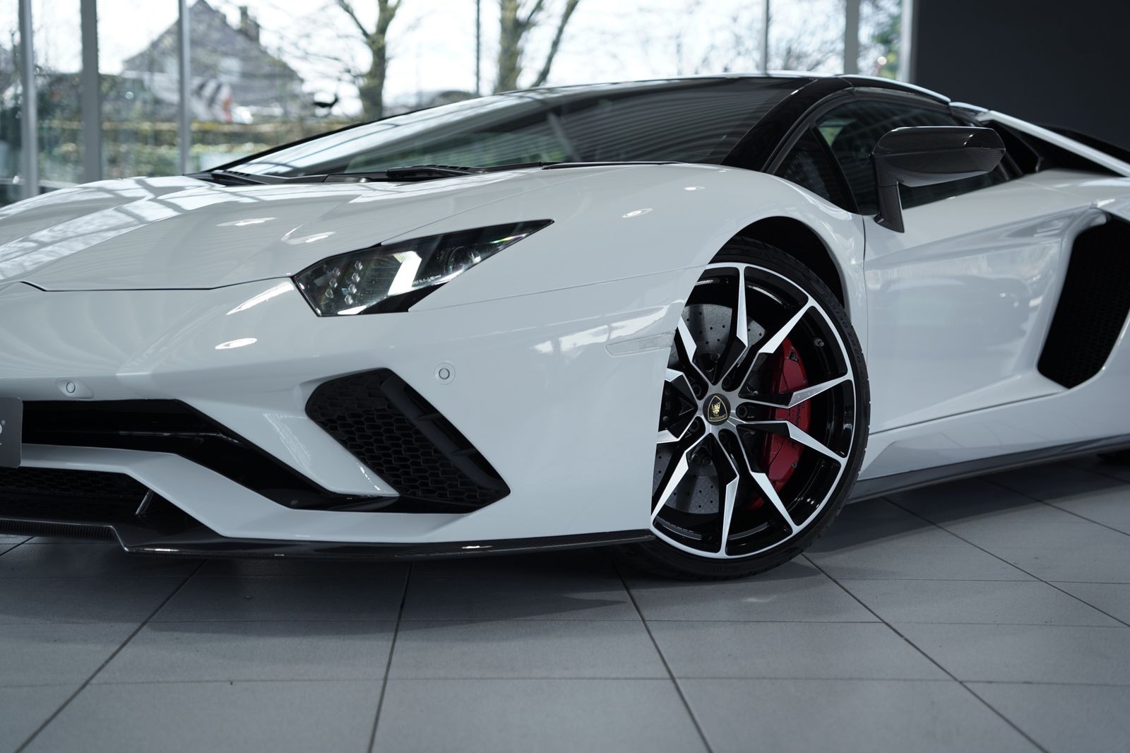 Lamborghini Aventador
