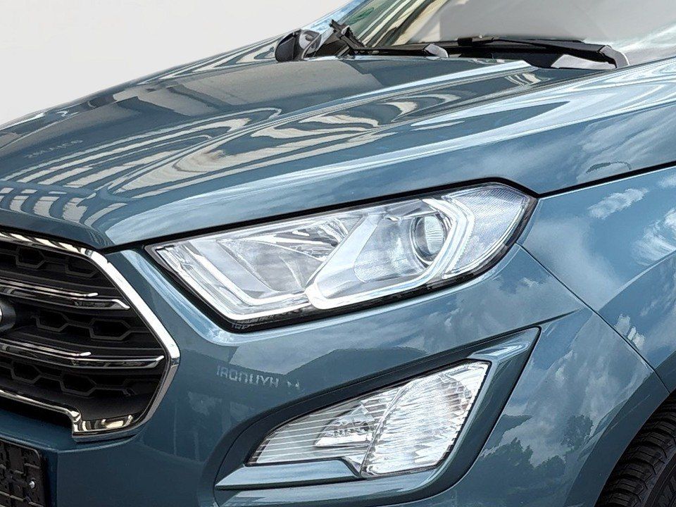 Fahrzeugabbildung Ford EcoSport 1.0i 125PS A/T EcoBoost Titanium