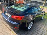Lexus IS 220d    - Lexus IS 220 mit Diesel-Antrieb