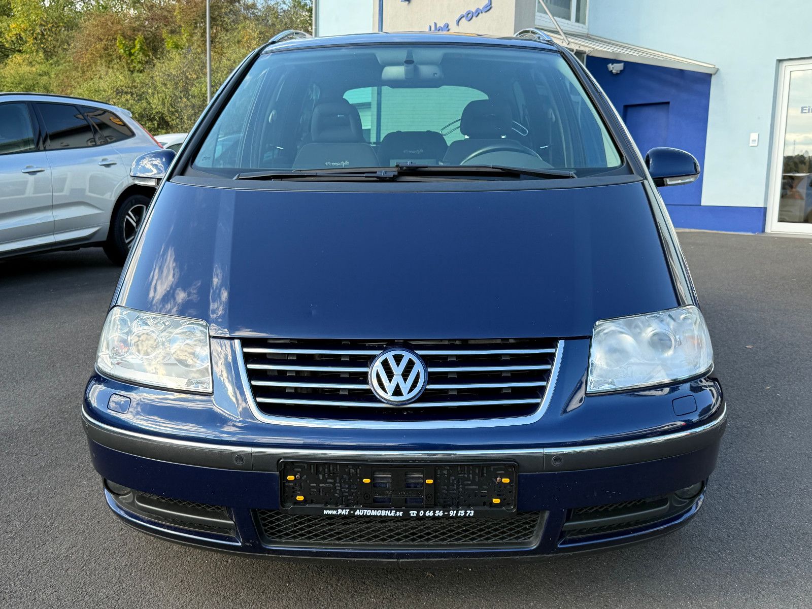 Fahrzeugabbildung Volkswagen Sharan Freestyle TSI DSG GRA Navi Xenon PDC SHZ
