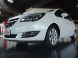Opel Meriva 1.4 T Innovation/ Navi/ PDC+Kamera/ AHK - Opel Meriva: Weiß