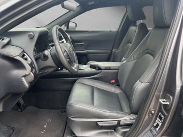 Lexus UX - 9