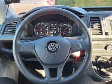 Fahrzeugabbildung Volkswagen T6 Kombi L1 H1   4-Motion