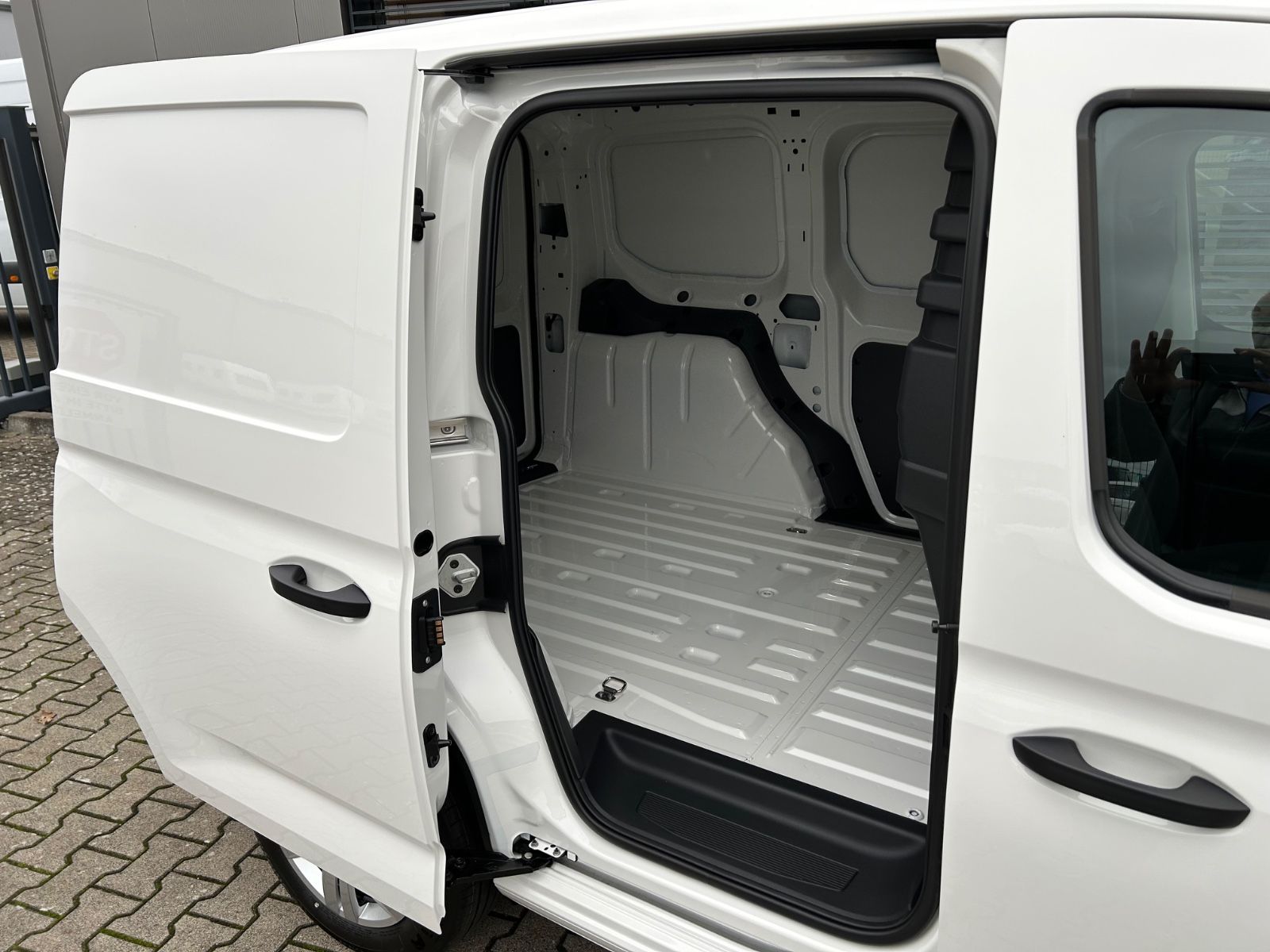 Fahrzeugabbildung Volkswagen Caddy Cargo TDI