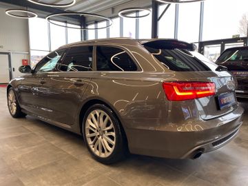 Audi A6 Avant *S Line*BI-XENON*TEMPOMAT*AHK*NAV*PDC