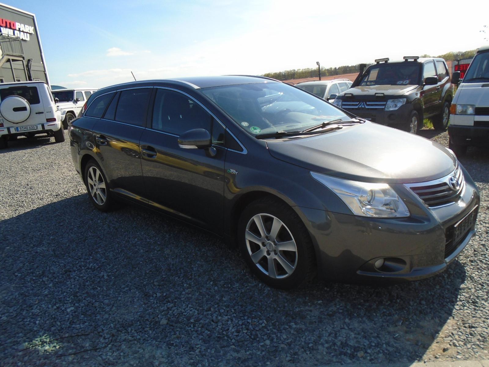 Toyota Avensis Kombi Executive