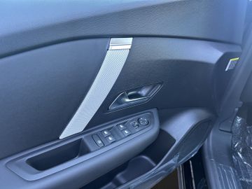 Citroën C4 Hybrid 145 Max KAMERA LED NAVI SHZ ALU