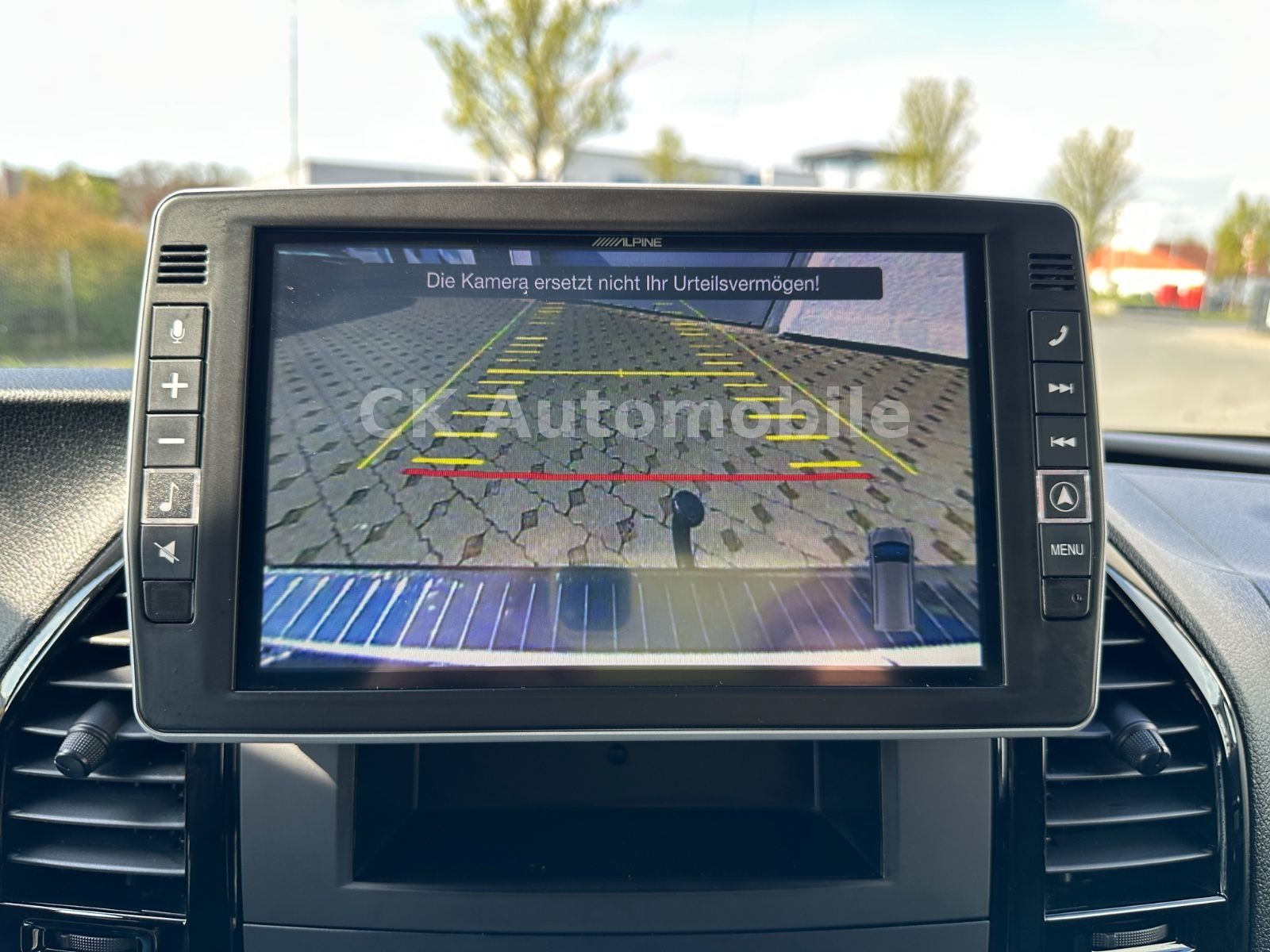 Fahrzeugabbildung Mercedes-Benz Vito Mixto 119 Lang Autom./5 Sitze/Navi/LED/AHK