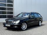 Mercedes-Benz E 280 CDI 4MATIC T AVANTGARDE Avantgarde - Mercedes-Benz E 280: Cdi 4matic