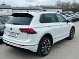 Volkswagen Tiguan 2.0 TDI R-Line High.4M PANO*360°AHK*20HUD - Volkswagen Tiguan: 3.0