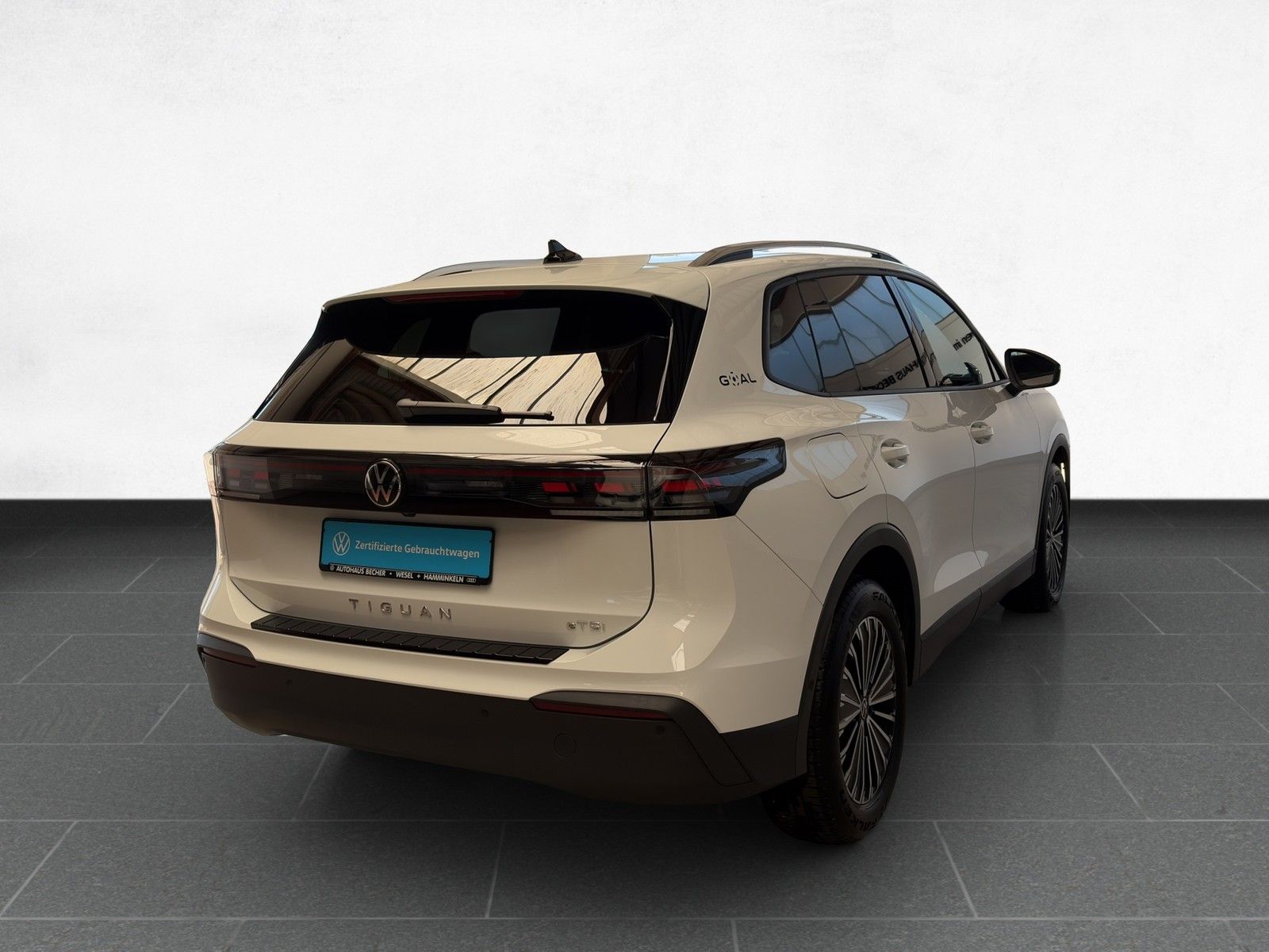 Volkswagen Tiguan Goal 1.5 eTSI DSG AHK Navi Matrix Sitzhz foto 4