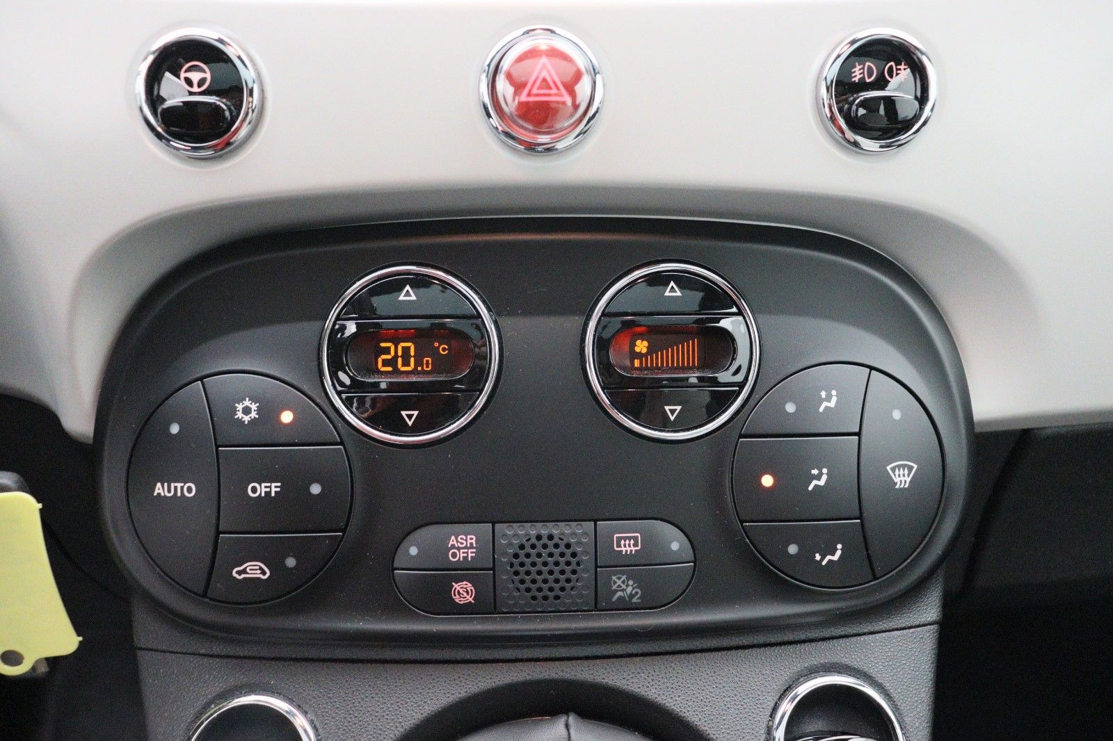 Fahrzeugabbildung Fiat 500 1.0 Star PANO TEMPO NAVI