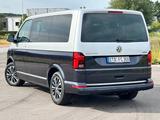 Volkswagen T6.1 Multivan 4Motion GEN Six - Volkswagen: Blau, Multivan Motion