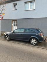 Opel Astra GTC - Opel Astra mit Benzin-Antrieb: Sportwagen, Automatik