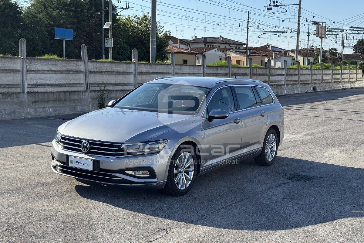 VW VOLKSWAGEN Passat 2.0 TDI SCR EVO DSG Executive