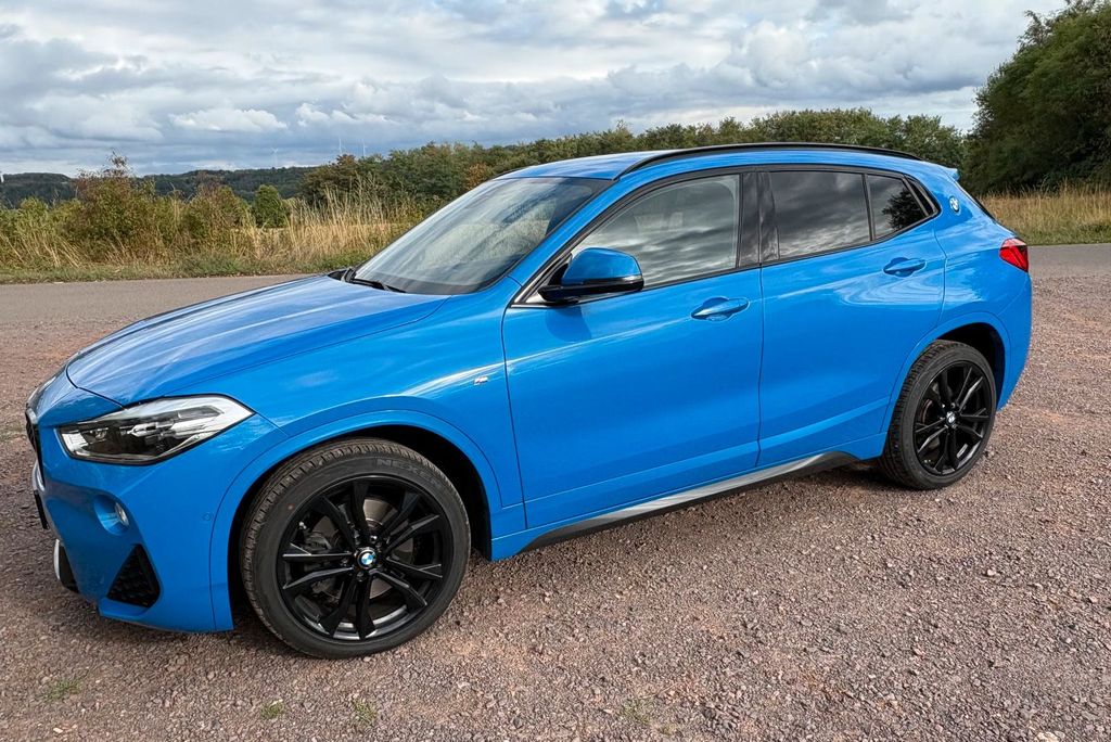 Image of BMW X2
