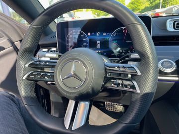 Fahrzeugabbildung Mercedes-Benz S 580 e Lang AMG Pano Burmester HUD Leder uvm.
