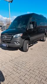 Mercedes-Benz Sprinter 319CDi 4x4 Allrad Transporter L2H2 mit  - Mercedes-Benz Transporter