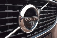 Fahrzeugabbildung Volvo V90 D5 AWD Autom. R-Design*STDHZG*360°*ACC*AHK