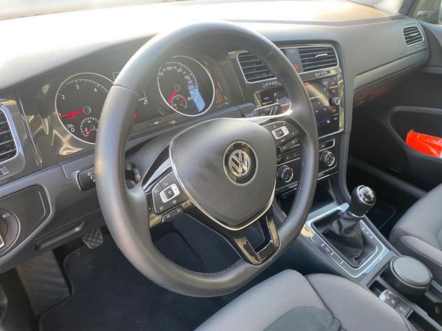 Golf VII 1.6 TDI Comfortline PDC SHZ NAVI ACC