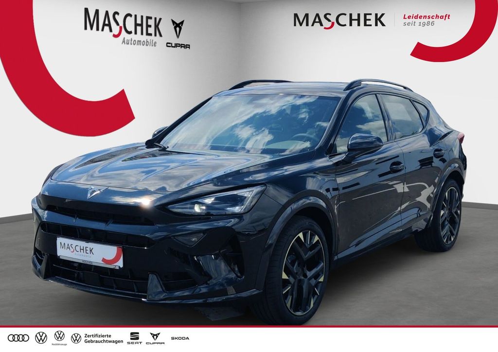 Cupra Formentor VZ AKRAPOVIC Tribe Pano Matrix Smart L