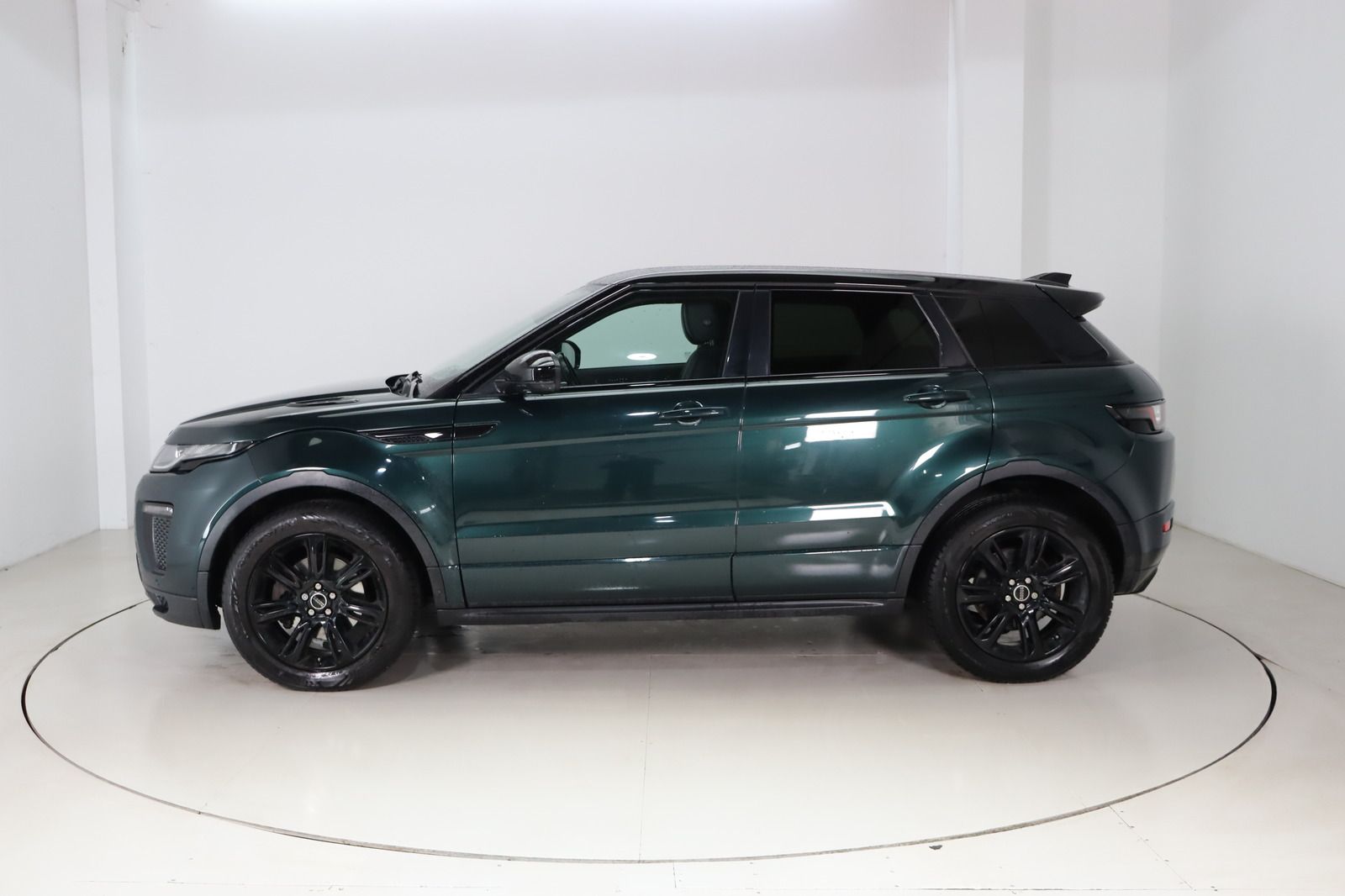 Fahrzeugabbildung Land Rover Range Rover Evoque 2.0 i4D HSE Dynamic