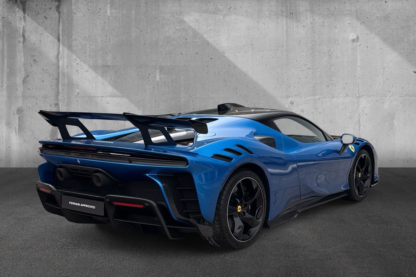 Fahrzeugabbildung Ferrari SF90 XX*1 owner*VAT*German car*PPF