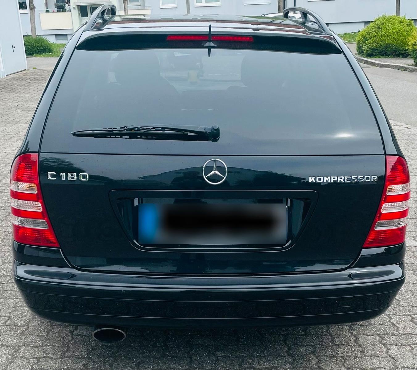 Mercedes-Benz C180 2006 — engine 143 HP (105kW)