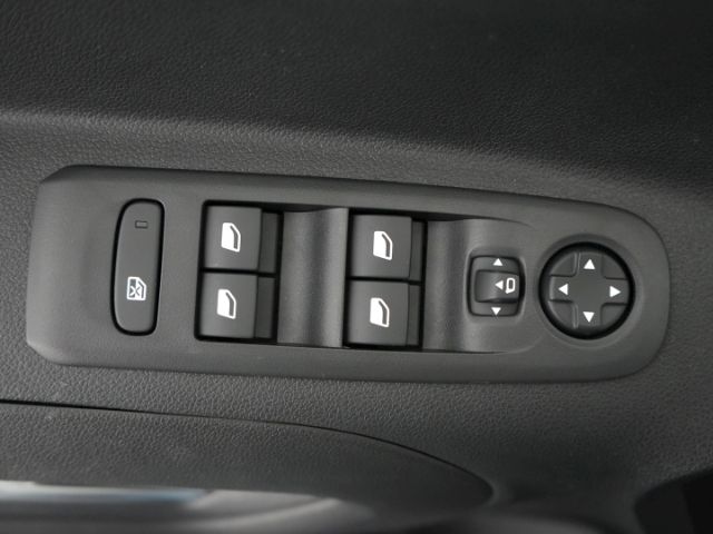 Combo-e Life ULTIMATE XL 50kWh+NAVI+7-SITZER+RÜC
