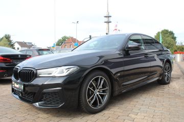 Fahrzeugabbildung BMW 520 d Lim. M Sport HeadUp+Komfortsitze+GSD