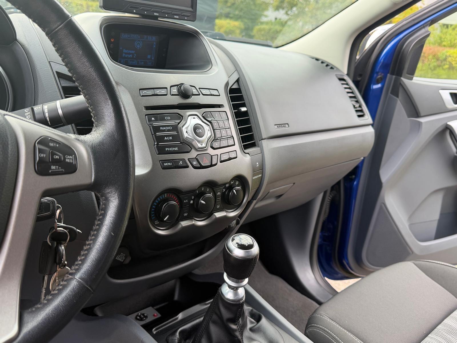 FORD RANGER XLT 2.2 TDCI 150ch 4X4 - CABINE APPROFONDIE - ATTELAGE 3,5T - CAMÉRA DE RECUL - RADARS DE STATIONNEMENT
